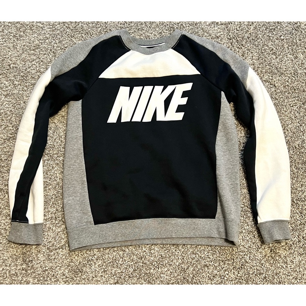 Nike pullover sweater